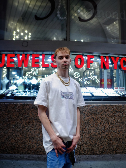 Футболка КентПакет Deconstracted Wealth White 2