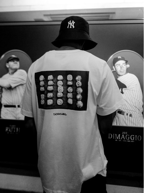 KentPaket Sense Rings Tee Black White