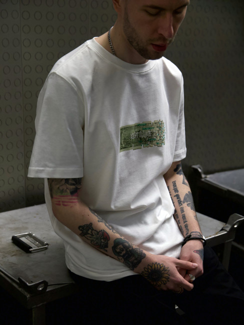 Футболка КентПакет CyberDollar White