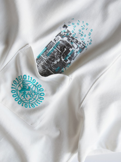 Футболка КентПакет Cyber $ Pocket Tee White 2