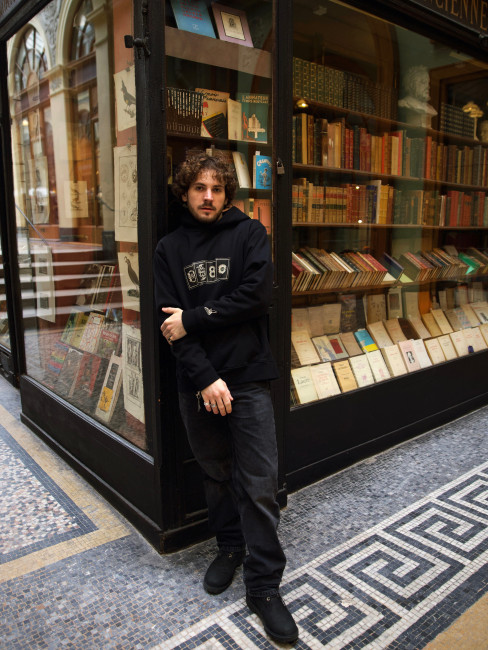 Hoodie KentPaket 4 chapters Black